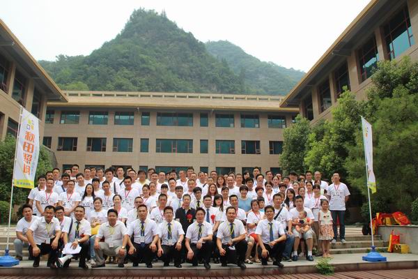 ������������2015�꽛(j��ng)�N�̕��h����Ʒ�l(f��)�������_